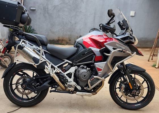 TRIUMPH TIGER 1200 GT EXPLORER TRIUMPH TIGER 1200 GT EXPLORER